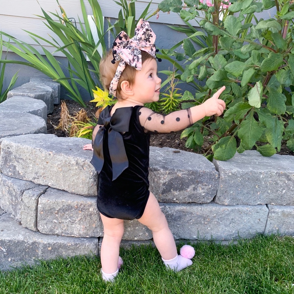 Baby Girl Black Dot Velvet Bow Back Leotard